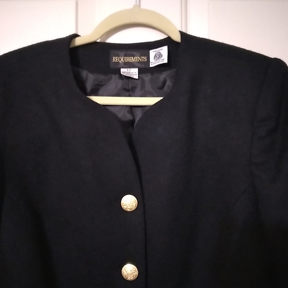 Requirements Womens SZ 12 100% Wool Black Jacket Gold Buttons Shoulder Pads - Picture 2 of 7